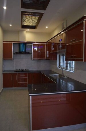 Kitchen in 3 BHK Villa at Pathiripala – for Sale