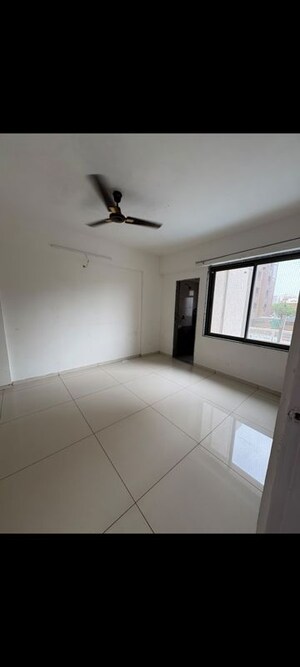 Room in 2 BHK Apartment at United B Ethics, South Bopal – for Rent