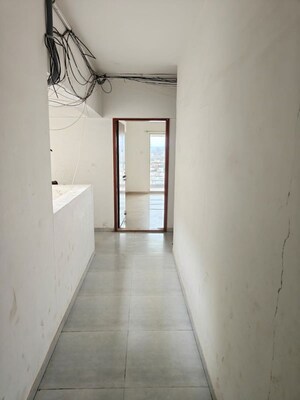 Room in 2 BHK Apartment at Mundhwa Road – for Rent
