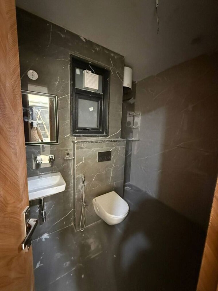 Bathroom, saket 2 Bedroom 980 Sq.Ft. Builder Floor In Saket Delhi 10675507