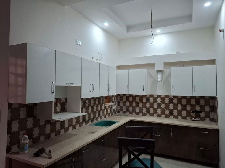 Kitchen, defence colony 2 Bedroom 1500 Sq.Ft. Builder Floor In Defence Colony Dehradun 10675513