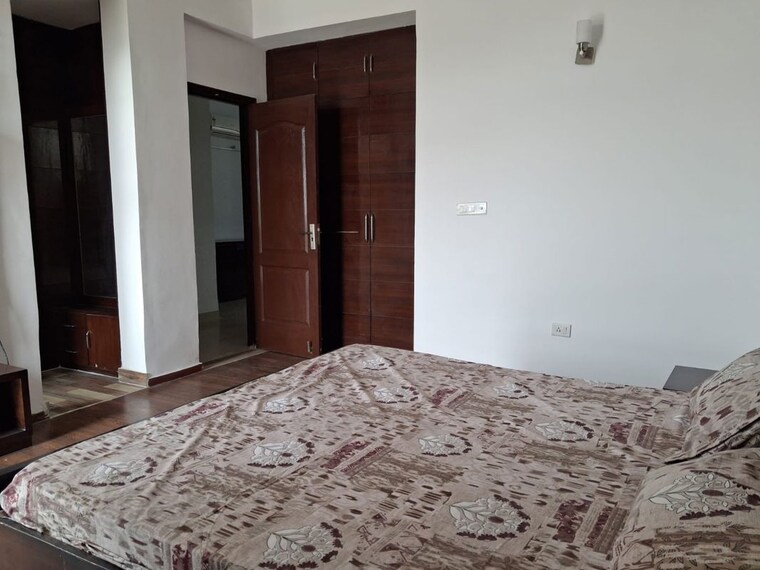 Room, sector 85 3 Bedroom 2600 Sq.Ft. Apartment In Sector 85 Mohali 10675157
