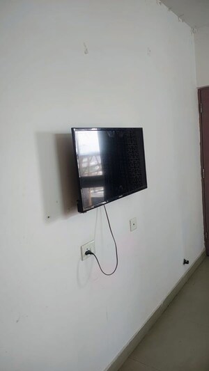 Furnished Amenities in 2 BHK Apartment at Kharar Road – for Rent