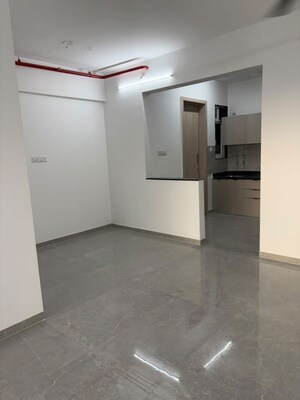 Room in 2 BHK Apartment at Kharadi – for Rent