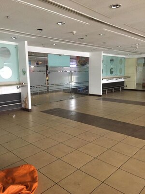 Parking in  Office Space in IT/SEZ at Sector 63 – for Rent