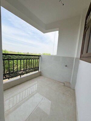 1 BHK Builder Floor For Rent in Saket
