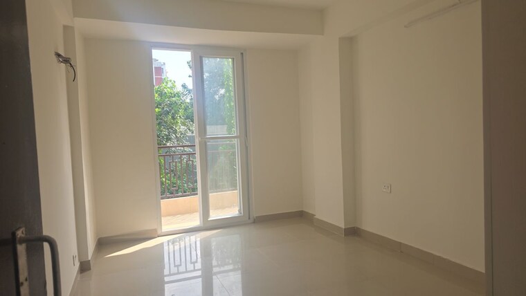 Room, vasant kunj 3 Bedroom 160 Sq.Yd. Apartment In Vasant Kunj Delhi 10675553