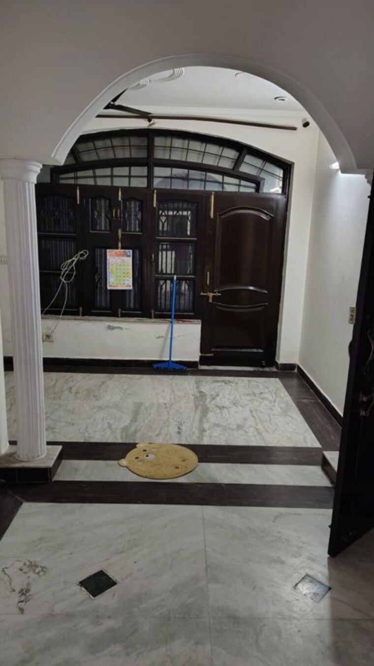 undefined, sector 47 2 Bedroom 160 Sq.Yd. Builder Floor In Sector 47 Gurgaon 10675593