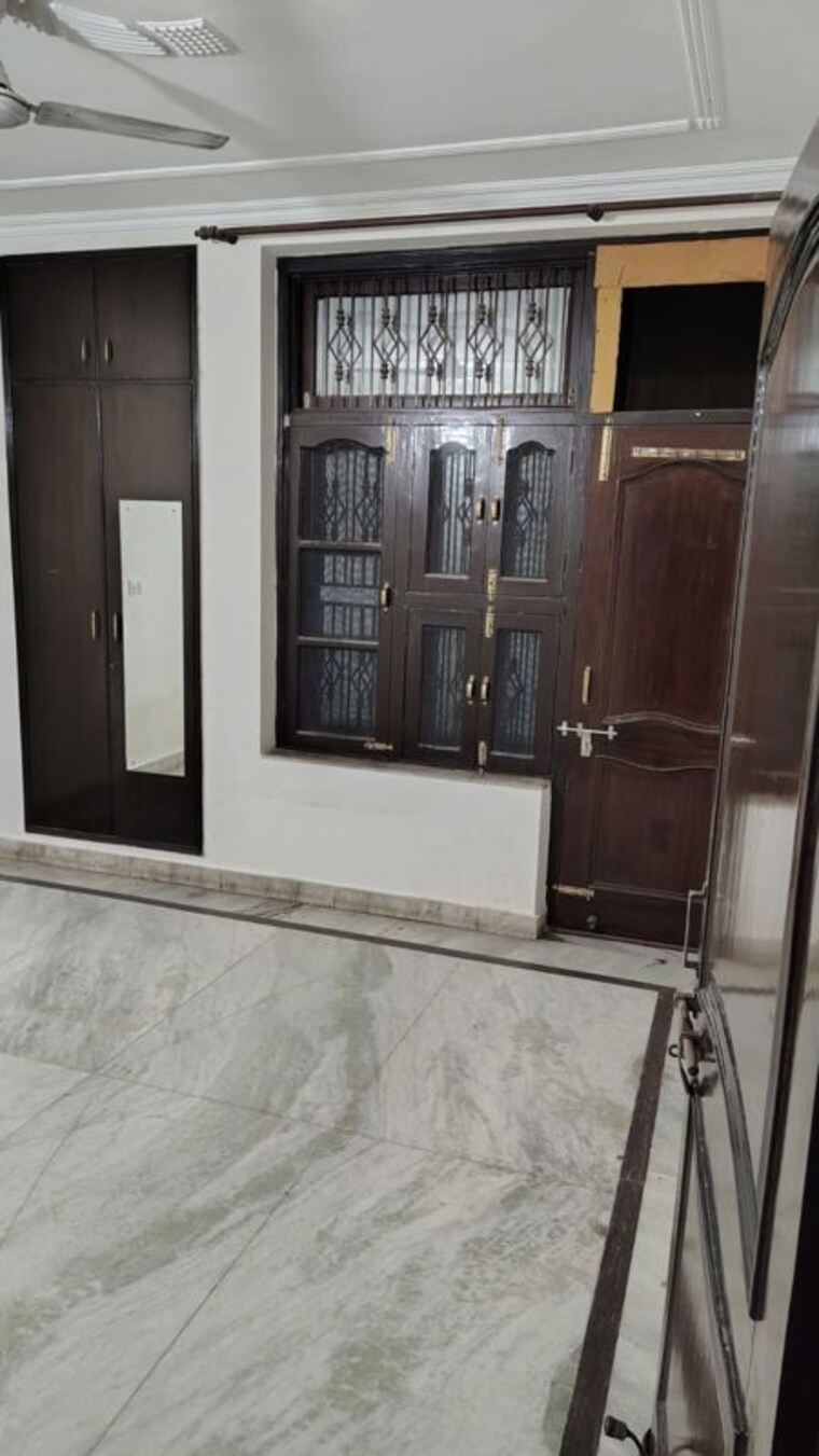 Living Room, sector 47 2 Bedroom 160 Sq.Yd. Builder Floor In Sector 47 Gurgaon 10675593