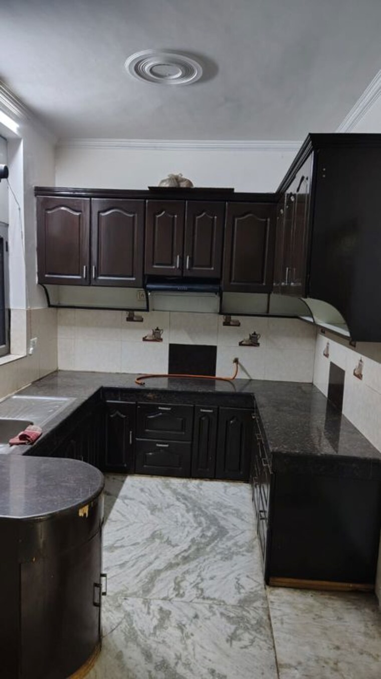 Kitchen, sector 47 2 Bedroom 160 Sq.Yd. Builder Floor In Sector 47 Gurgaon 10675593