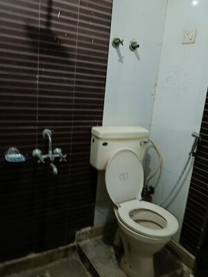 Bathroom in 1 BHK Builder Floor at Neb Sarai – for Rent
