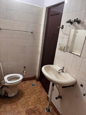 Bathroom in 3 BHK Apartment at Vasundhara Sector 16 – for Rent