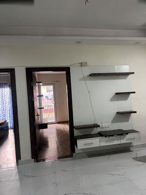 Living Room in 2 BHK Builder Floor at Surendra Avenue 69, Sector 69 – for Rent