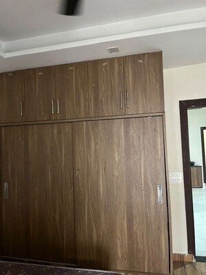 Furnished Amenities in 2 BHK Builder Floor at Surendra Avenue 69, Sector 69 – for Rent