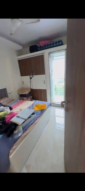 Team Area in 1 BHK Apartment at Platinum 53 West, Andheri West – for Rent