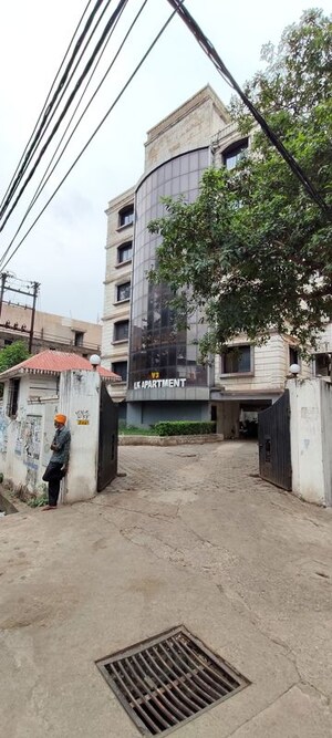 4 BHK Apartment – Exterior View View at Byron Bazar - for Rent
