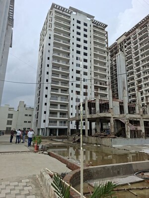3 BHK Apartment – Exterior View View at Gomti Nagar - for Sale