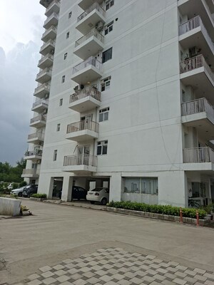 3 BHK Apartment – Exterior View View at Gomti Nagar - for Sale
