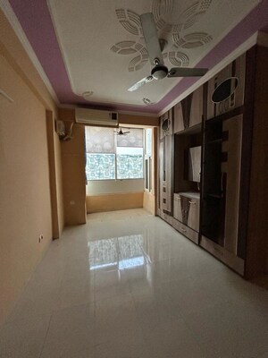 Room in 3 BHK Apartment at Tulip White, Sector 69 – for Sale