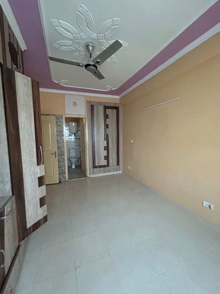 Room, tulip-white 3 Bedroom 1326 Sq.Ft. Apartment In Sector 69 Gurgaon 10675661