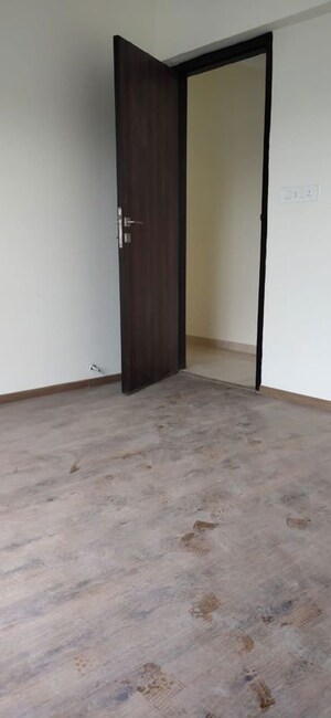 Room in 2 BHK Apartment at Spenta Alta Vista, Chembur – for Rent