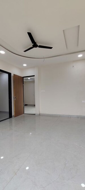 Room in 4 BHK Villa at Kachana – for Rent