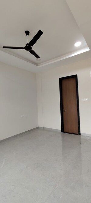 Room in 4 BHK Villa at Kachana – for Rent