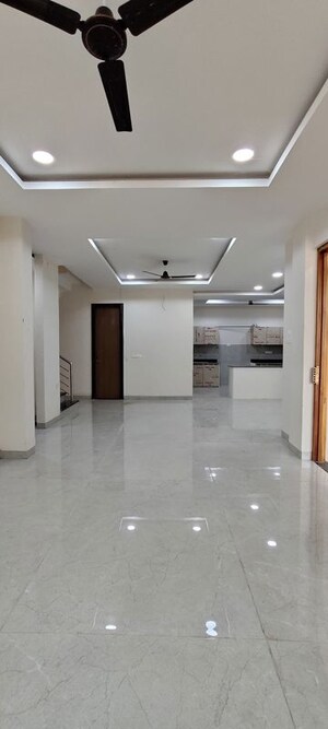 4 BHK Villa For Rent in Kachana