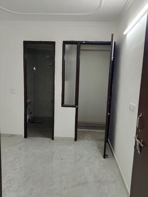 Building Lobby in 1 BHK Builder Floor at Saket – for Rent