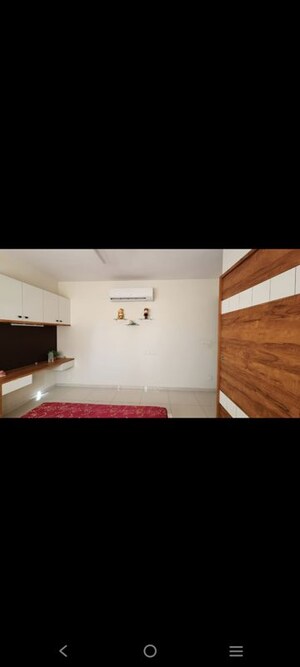 Team Area in 4 BHK Apartment at Pacifica Reflections, Near Nirma University On Sg Highway – for Rent