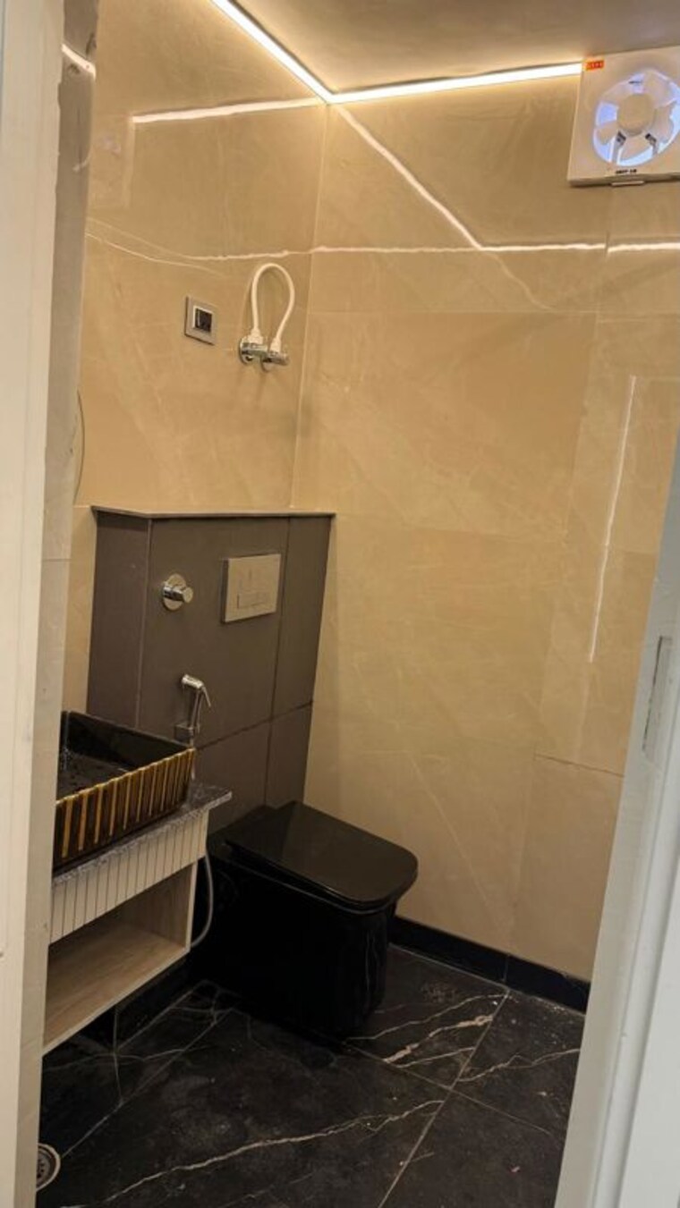 Bathroom, penta-homes 2 Bedroom 1300 Sq.Ft. Apartment In Vip Road Zirakpur 10675689