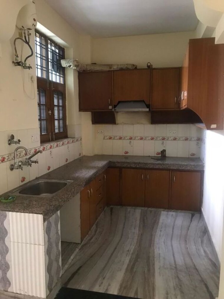 Kitchen, sector 47 3 Bedroom 1750 Sq.Ft. Builder Floor In Sector 47 Gurgaon 10675700