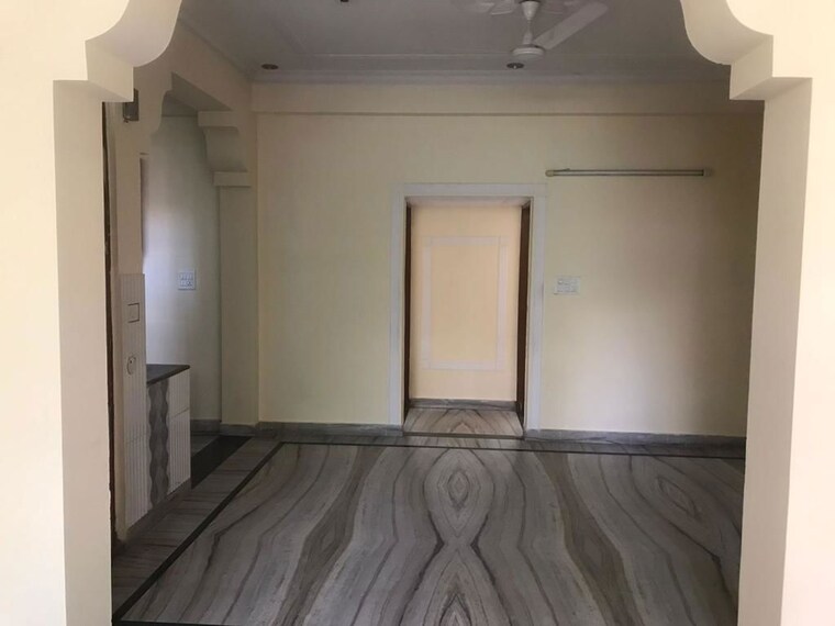 Room, sector 47 3 Bedroom 1750 Sq.Ft. Builder Floor In Sector 47 Gurgaon 10675700