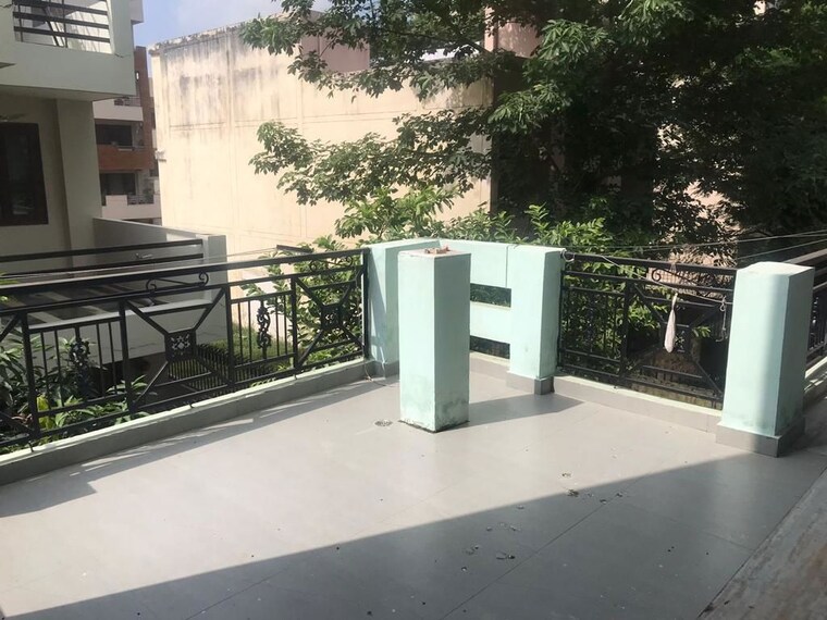Balcony, sector 47 3 Bedroom 1750 Sq.Ft. Builder Floor In Sector 47 Gurgaon 10675700