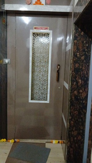 Bathroom in 2 BHK Apartment at Evergreen Kasturi, Bhayandar East – for Sale