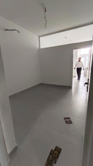 Room in Studio Apartment at Sarvottam NX One, Tech Zone 4 Greater Noida – for Sale