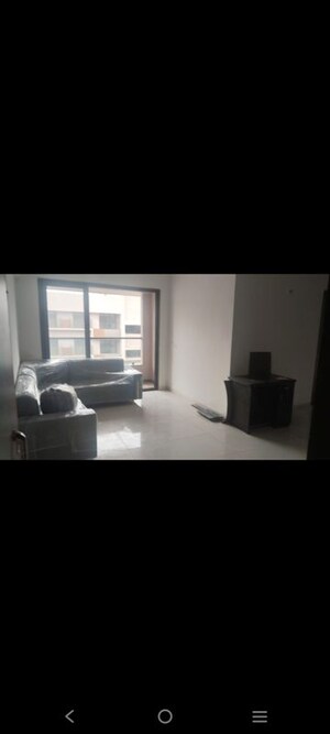 Room in 2 BHK Apartment at Kavisha Aer, Shela – for Rent