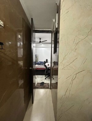 Furnished Amenities in 3 BHK Builder Floor at Tagore Garden – for Rent