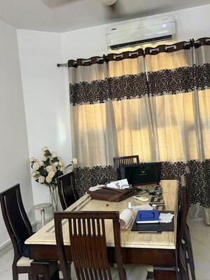Dining area in 3 BHK Builder Floor at Sector 21 – for Rent