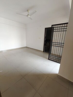 Room in 3 BHK Apartment at Star Rameshwaram, Raj Nagar Extension – for Rent