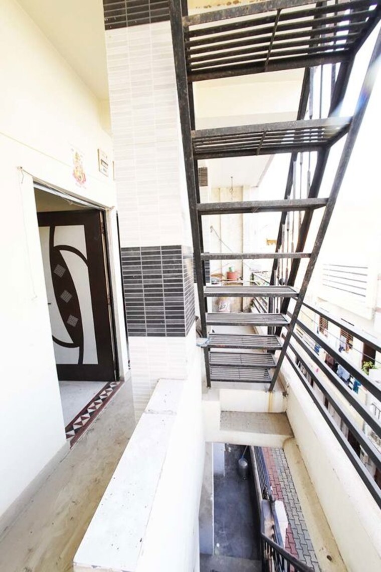 undefined, khokhra 6 Bedroom 270 Sq.Yd. Independent House In Khokhra Ahmedabad 10675743