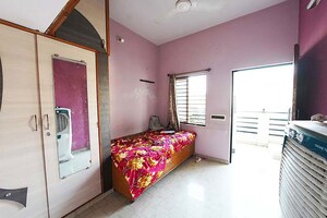 Bedroom in 6 BHK Independent House at Khokhra – for Sale