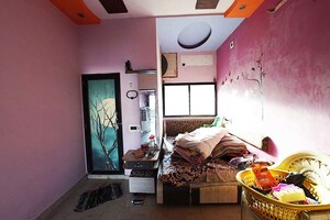 Bedroom in 6 BHK Independent House at Khokhra – for Sale