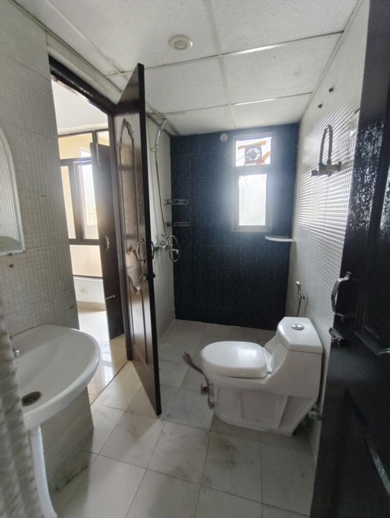 Bathroom, star-rameshwaram 3 Bedroom 1410 Sq.Ft. Apartment In Raj Nagar Extension Ghaziabad 10675735