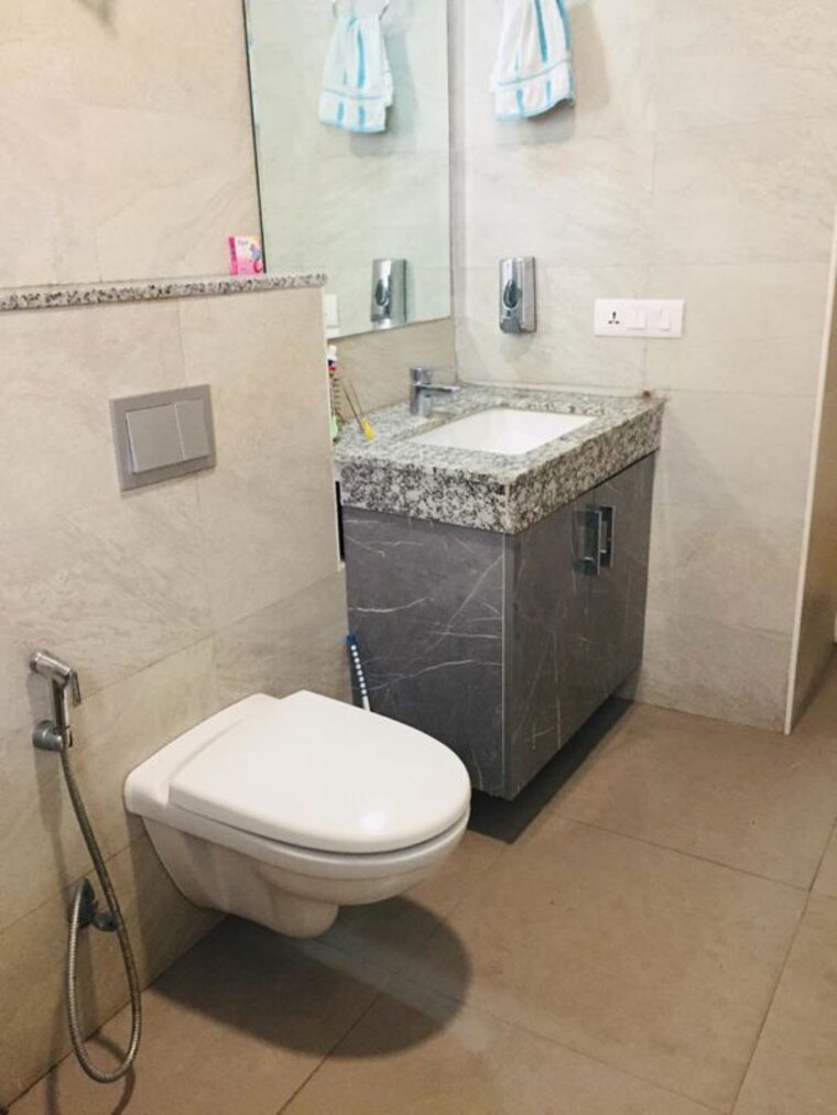 Bathroom, orchid-petals 3 Bedroom 2061 Sq.Ft. Apartment In Sector 49 Gurgaon 10675740