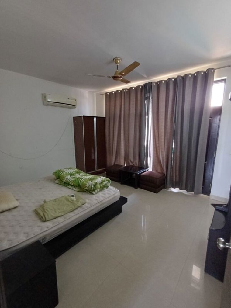 Kitchen, omaxe-new-chandigarh 3 Bedroom 1920 Sq.Ft. Apartment In North Mullanpur Chandigarh 10675726