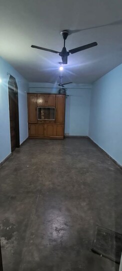 2 BHK +Builder Floor For Rent in Khirki Extension