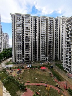 3 BHK +Apartment For Rent in Conscient Habitat 102