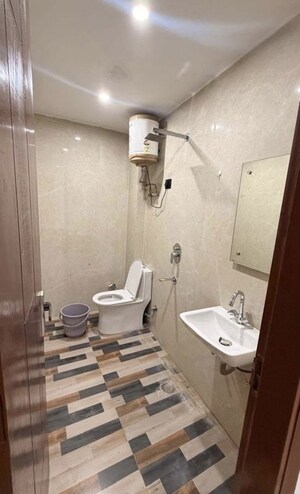 Bathroom in 2 BHK Builder Floor at Ramesh Nagar – for Rent