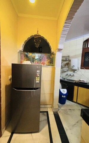 Furnished Amenities in 3 BHK Builder Floor at Rajouri Garden – for Rent